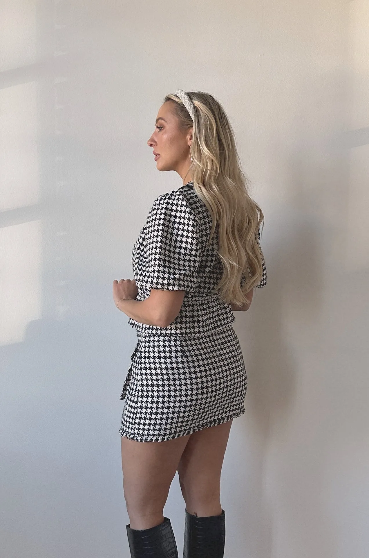 Houndstooth Puff Sleeve Top