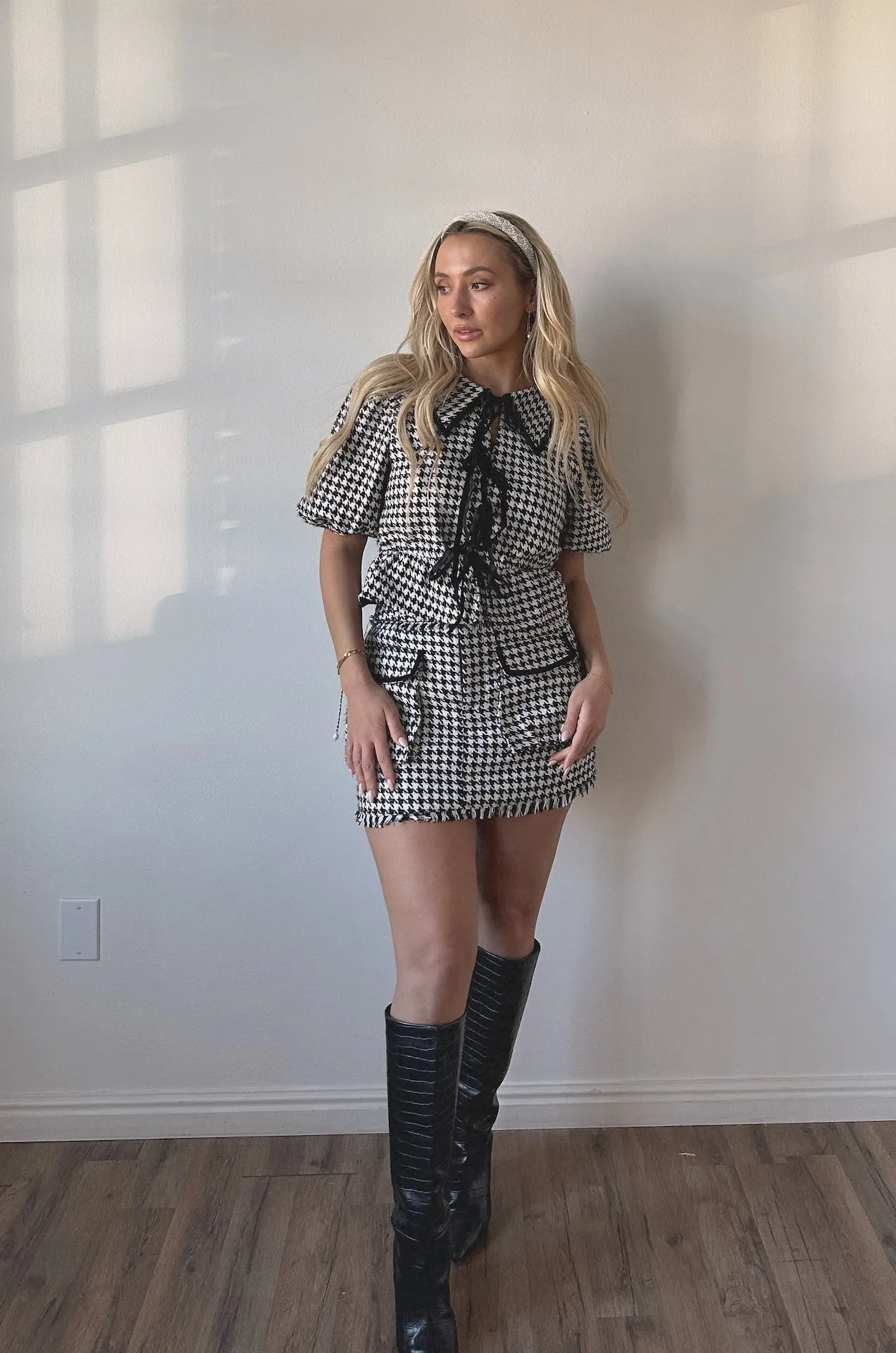 Houndstooth Puff Sleeve Top
