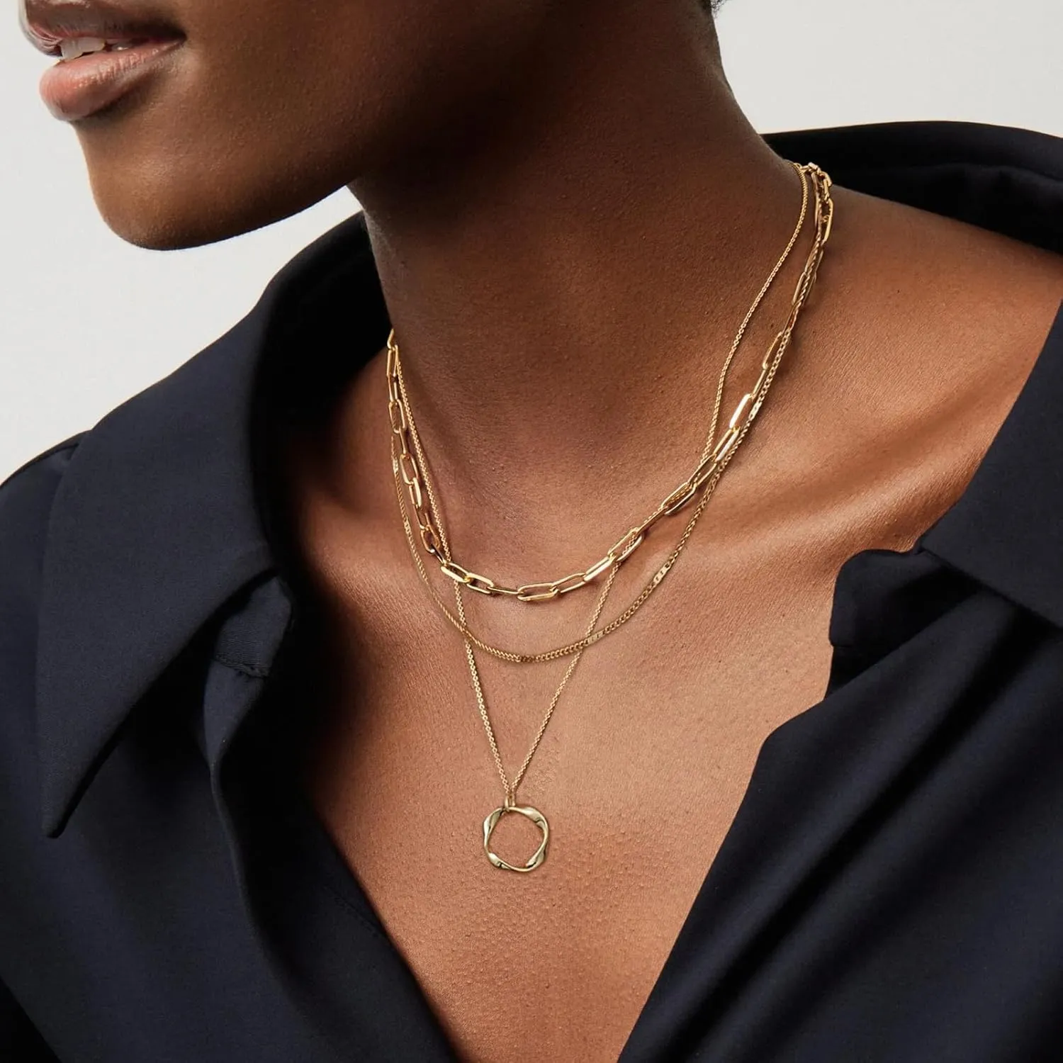 HUASAI Layered Gold Necklaces for Women Trendy Chain Necklace Stackable Stack Herringbone Necklace Dainty Layering Pendant Necklaces Gold Jewelry Set Gifts