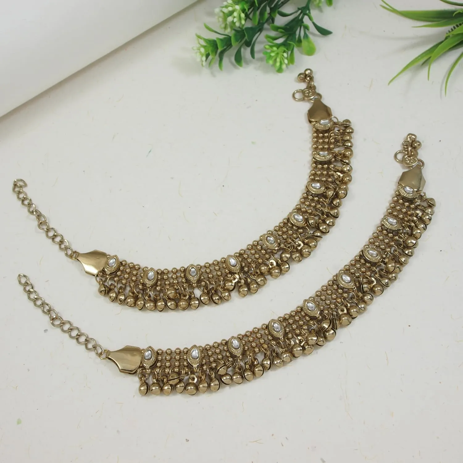 I Jewels Indian Bollywood Silver Plated Wedding Set of 2 Anklet Payal Charm Ankle Bracelet Ethnic Fashion Barefoot Jewelry for Women (A021-1)