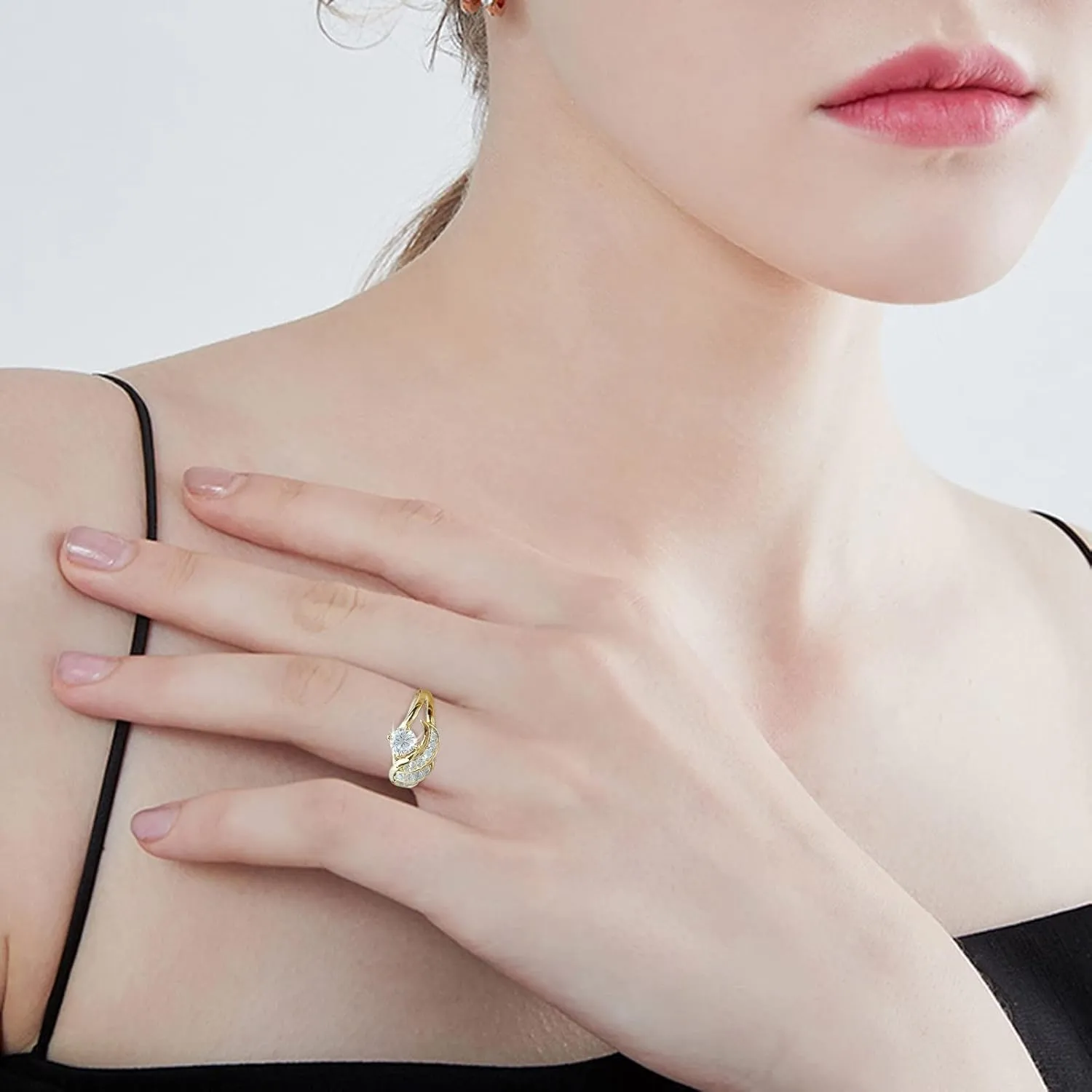 Inlaid Zircon Ring Women's CZ Simulated Diamond Ring Elegant Wedding Band Bride Jewelry Engagement Ring (Gold, 8)
