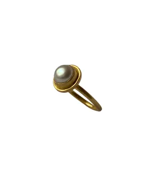 Jaipur Petite Pearl Gold Ring