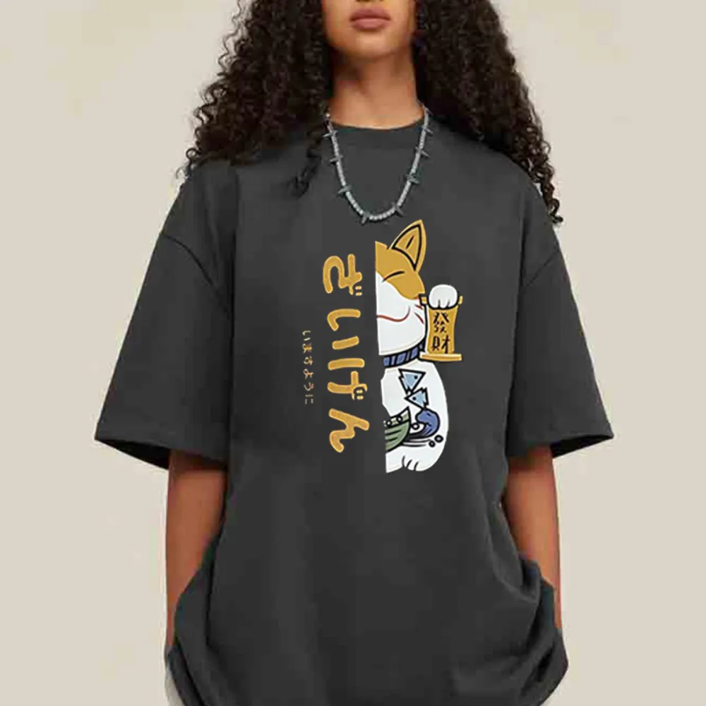 “Japanese Lucky Cat” T-shirt