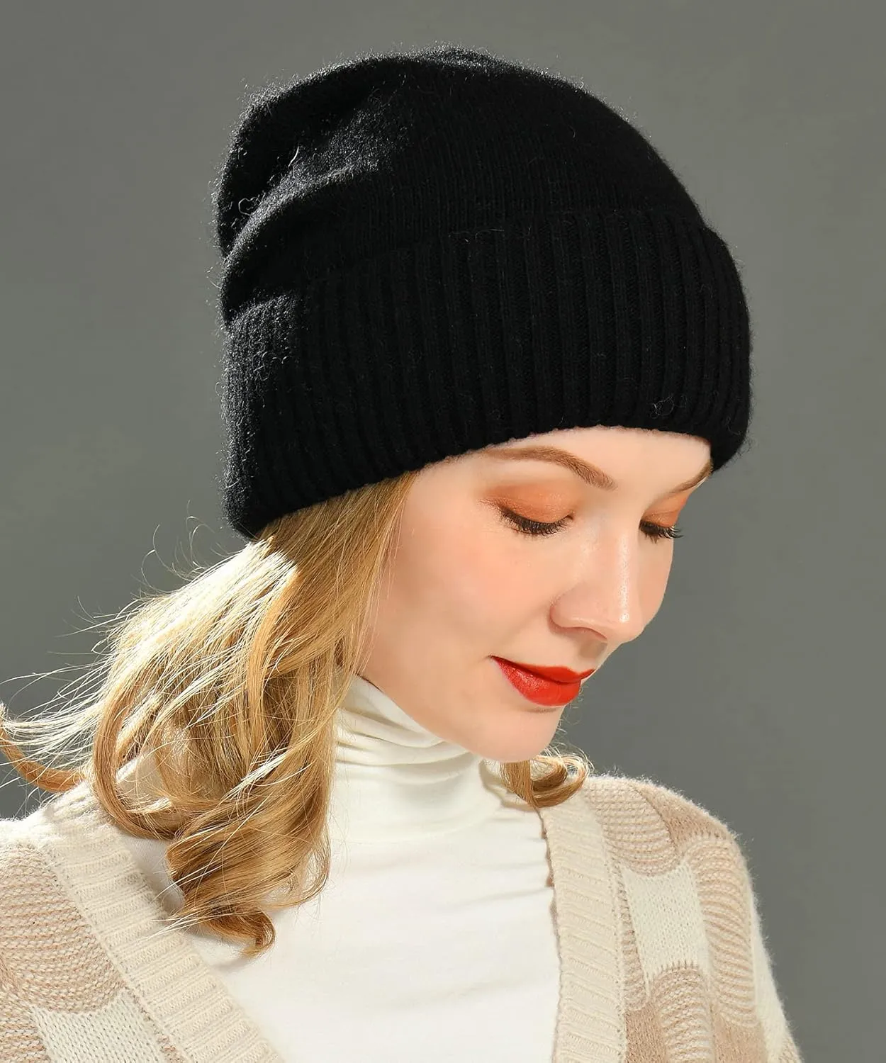 jaxmonoy Slouchy Beanies for Women Winter Lightweight Ladies Knit Hat Cuffed Soft Warm Slouch Beanie Cap - Brown