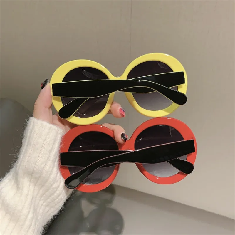 KAMMPT Oversized Round Sunglass Trendy Vintage Gradient Luxe Style