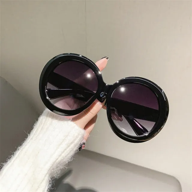 KAMMPT Oversized Round Sunglass Trendy Vintage Gradient Luxe Style