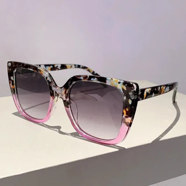 KAMMPT Oversized Square Gradient Sunglasses