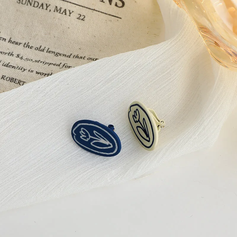 Korean Asymmetric Blue White Geometric Round Disc Earrings