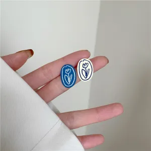 Korean Asymmetric Blue White Geometric Round Disc Earrings