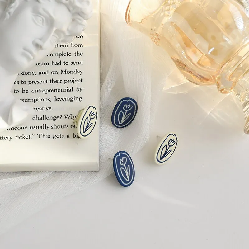 Korean Asymmetric Blue White Geometric Round Disc Earrings