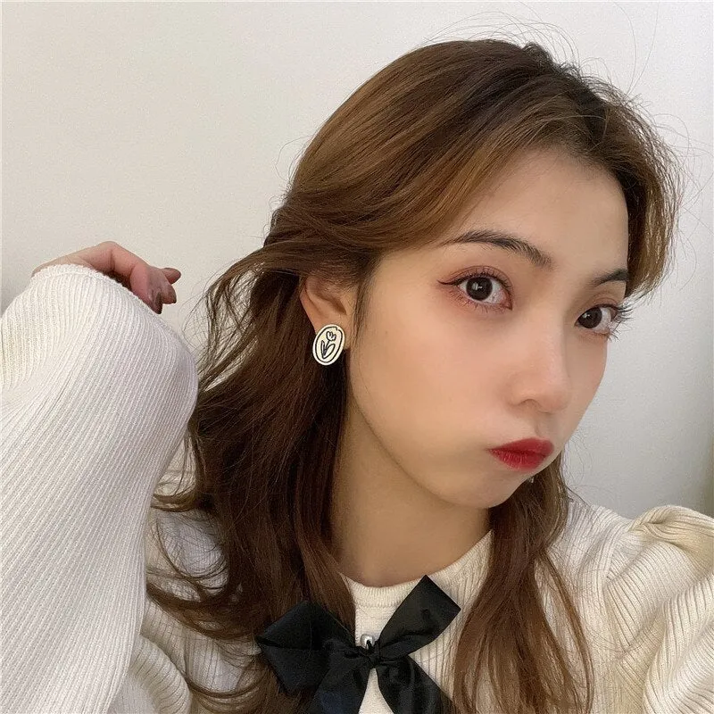 Korean Asymmetric Blue White Geometric Round Disc Earrings