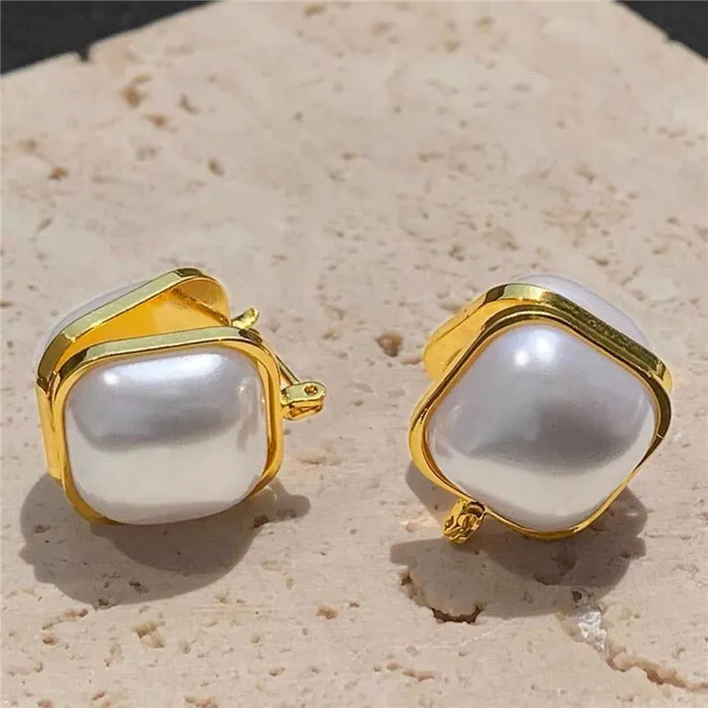 Korean Circle Pearl Earrings For Women 2