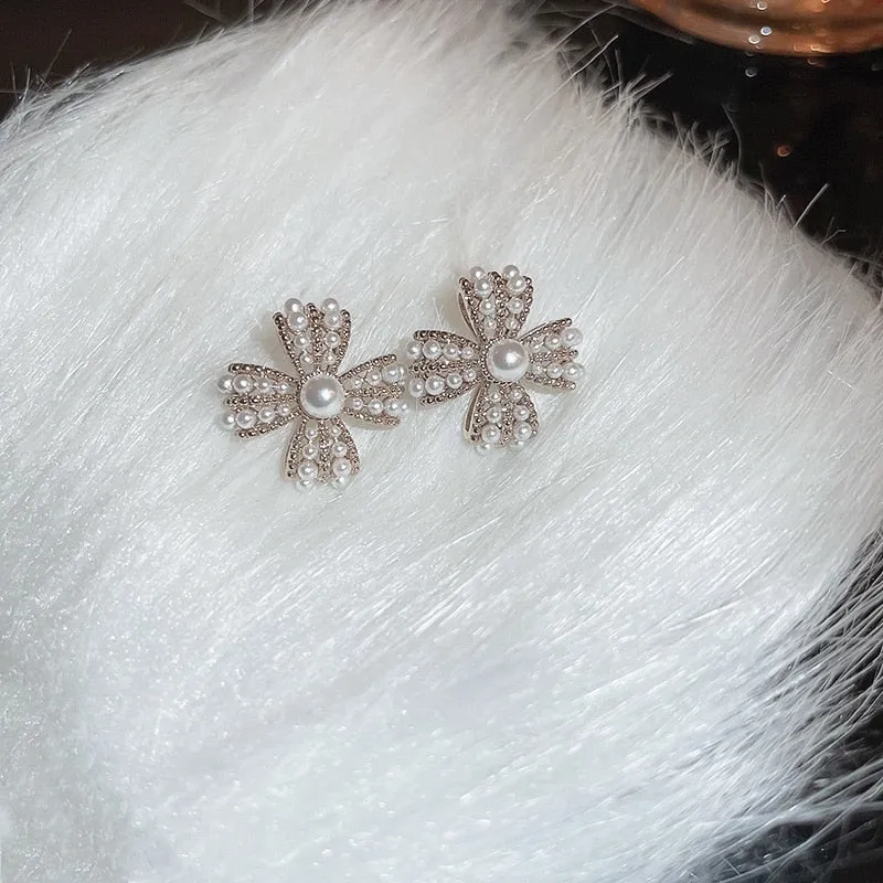 Korean Elegant Pearl Beads Flower Stud Earrings For Women