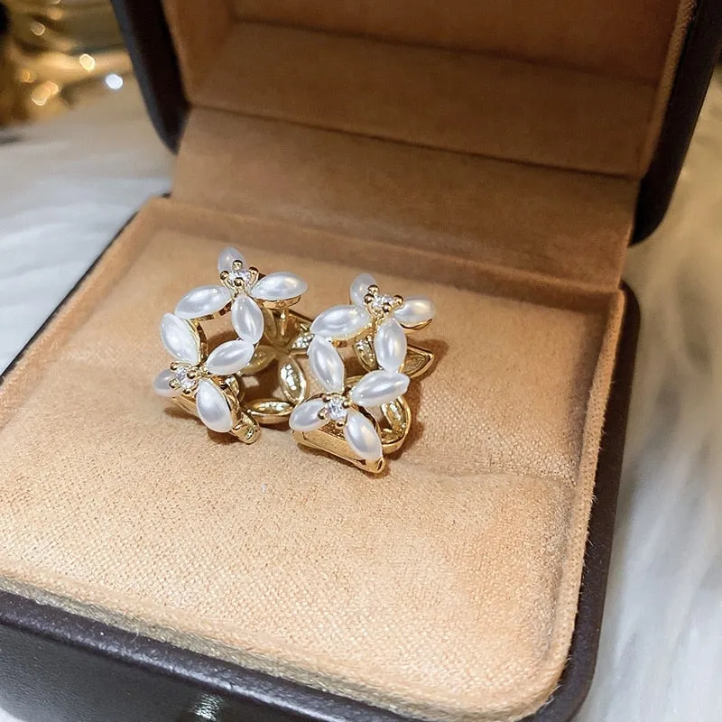 Korean Elegant Pearl Flower Hoop Earrings For Women