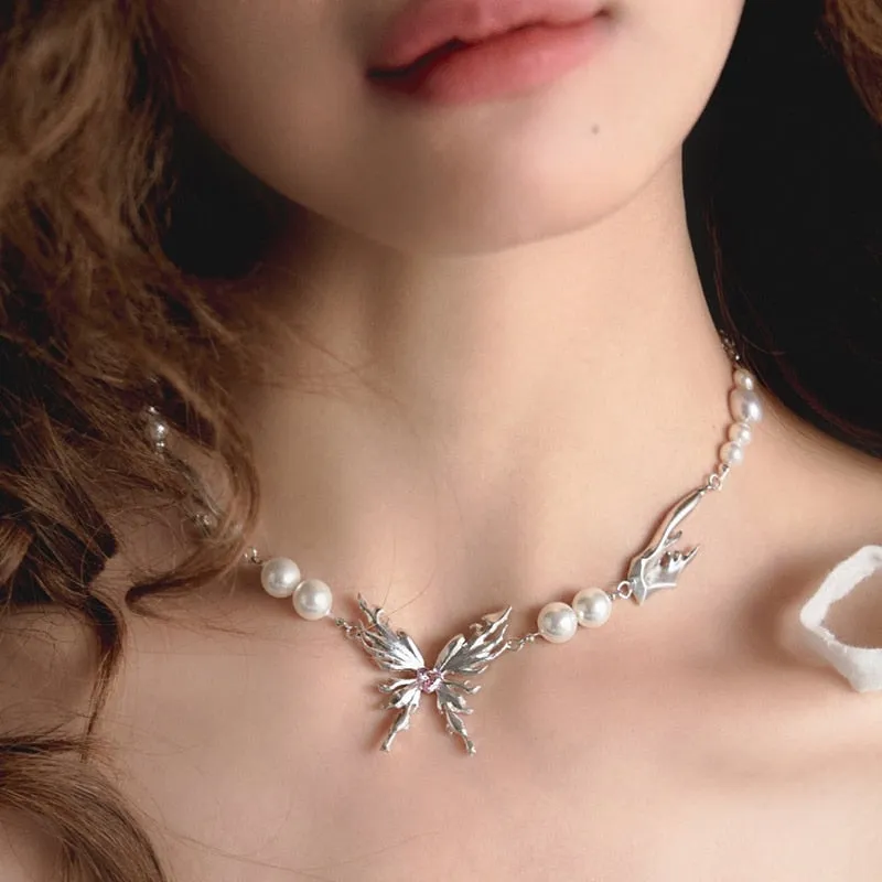 Korean Fashion Design Punk Irregular Butterfly Pendant Necklace For Women