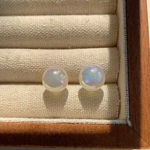 Korean Fashion Exquisite Mermaid Color Pearl Stud Earrings For Women