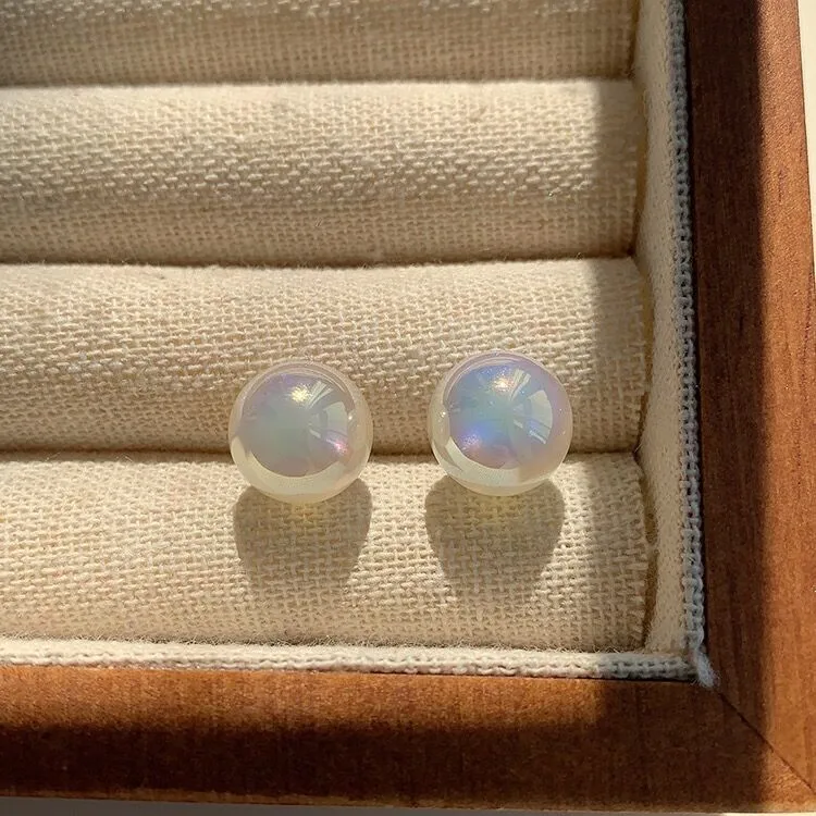Korean Fashion Exquisite Mermaid Color Pearl Stud Earrings For Women