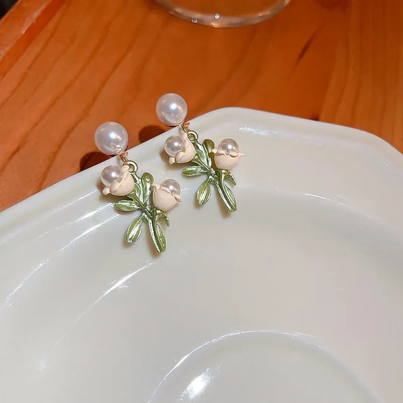 Korean Fashion Ins Flower Leaf Pearl Drop Earrings For Women