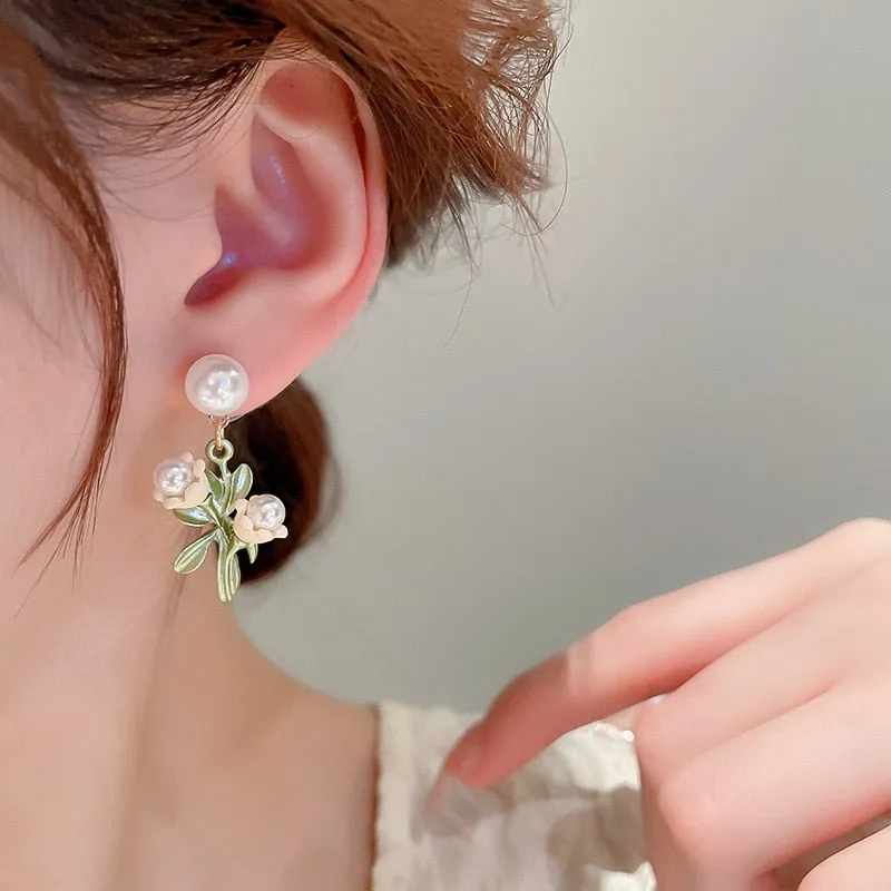 Korean Fashion Ins Flower Leaf Pearl Drop Earrings For Women