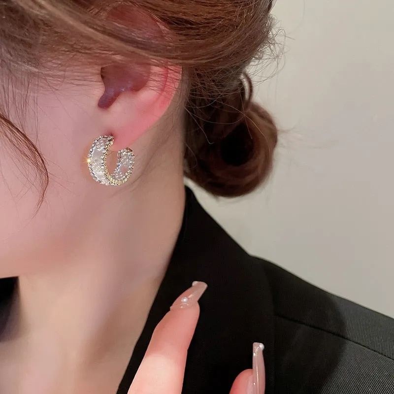 Korean Fashion Pearls Flower C-shaped Hoop Earrings For Women