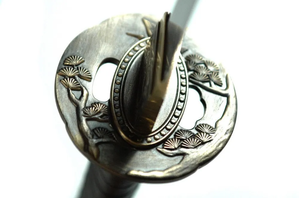 Korean jingum (pine tree inlay)