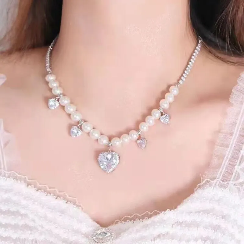 Korean Luxury White Heart Crystal Pendant Necklace For Women