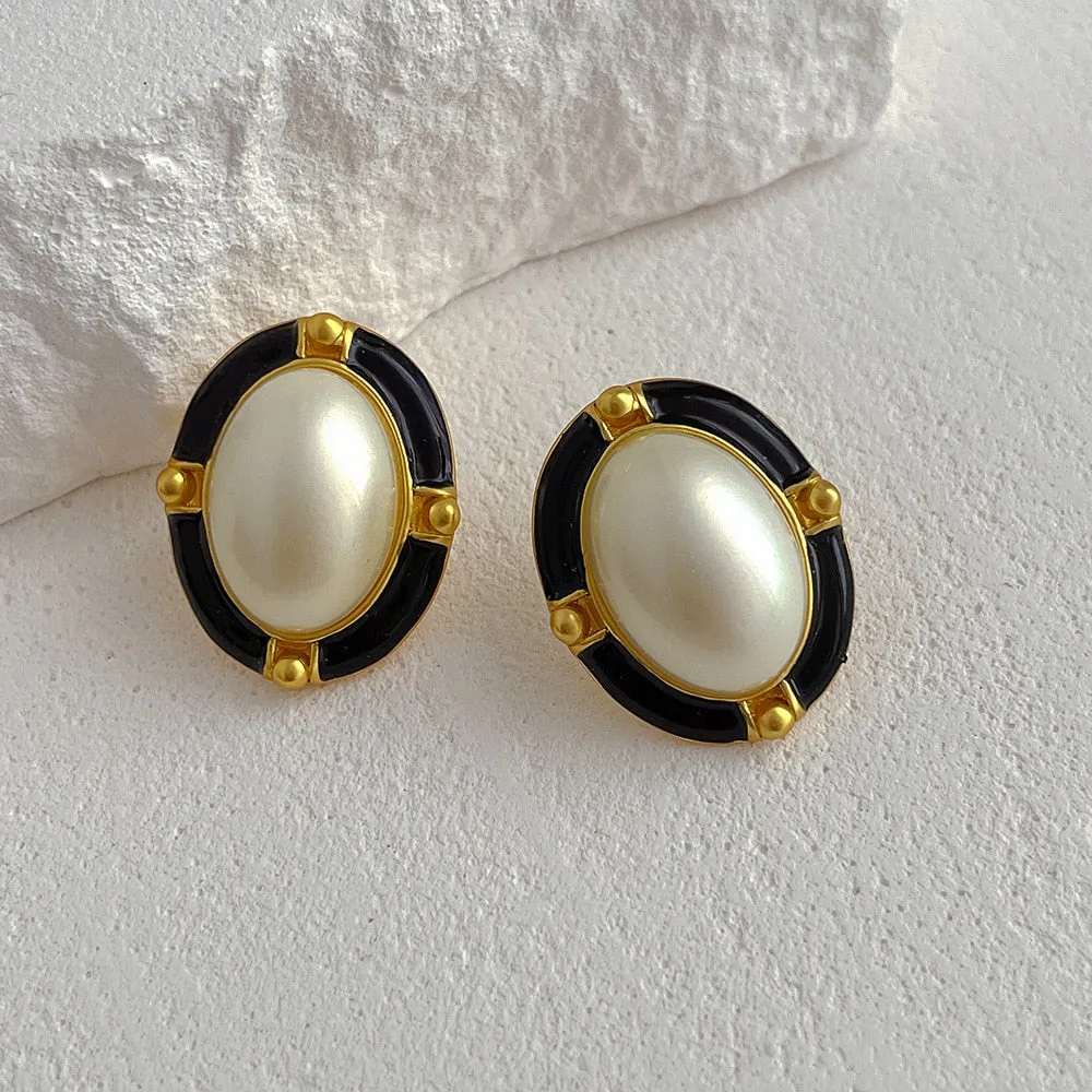 Korean Pearl Oval Stud Earrings 2023 New Statement Retro Earings For Women