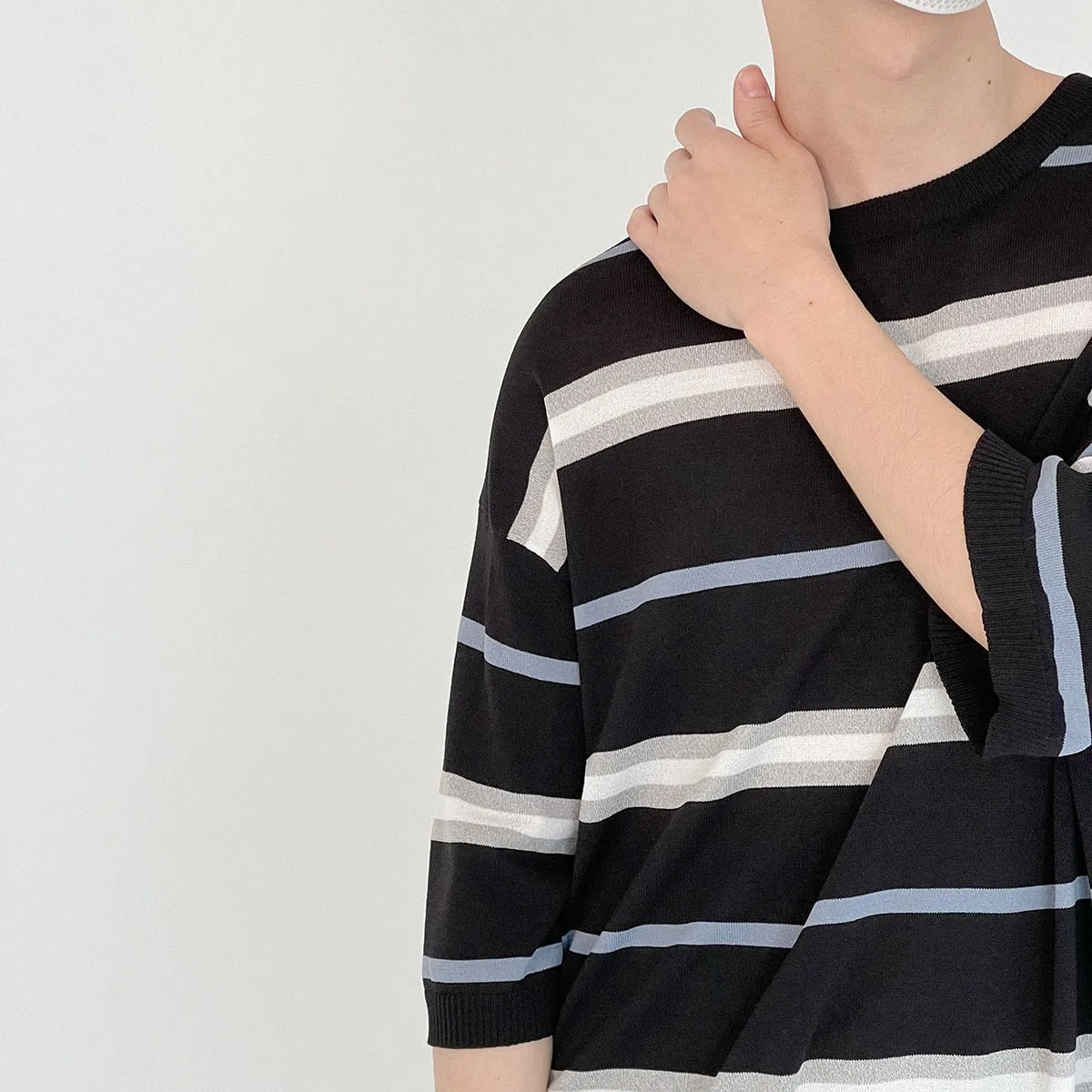 [Korean Style] 2 Colors 7 Cut Oversized Stripe T-shirts