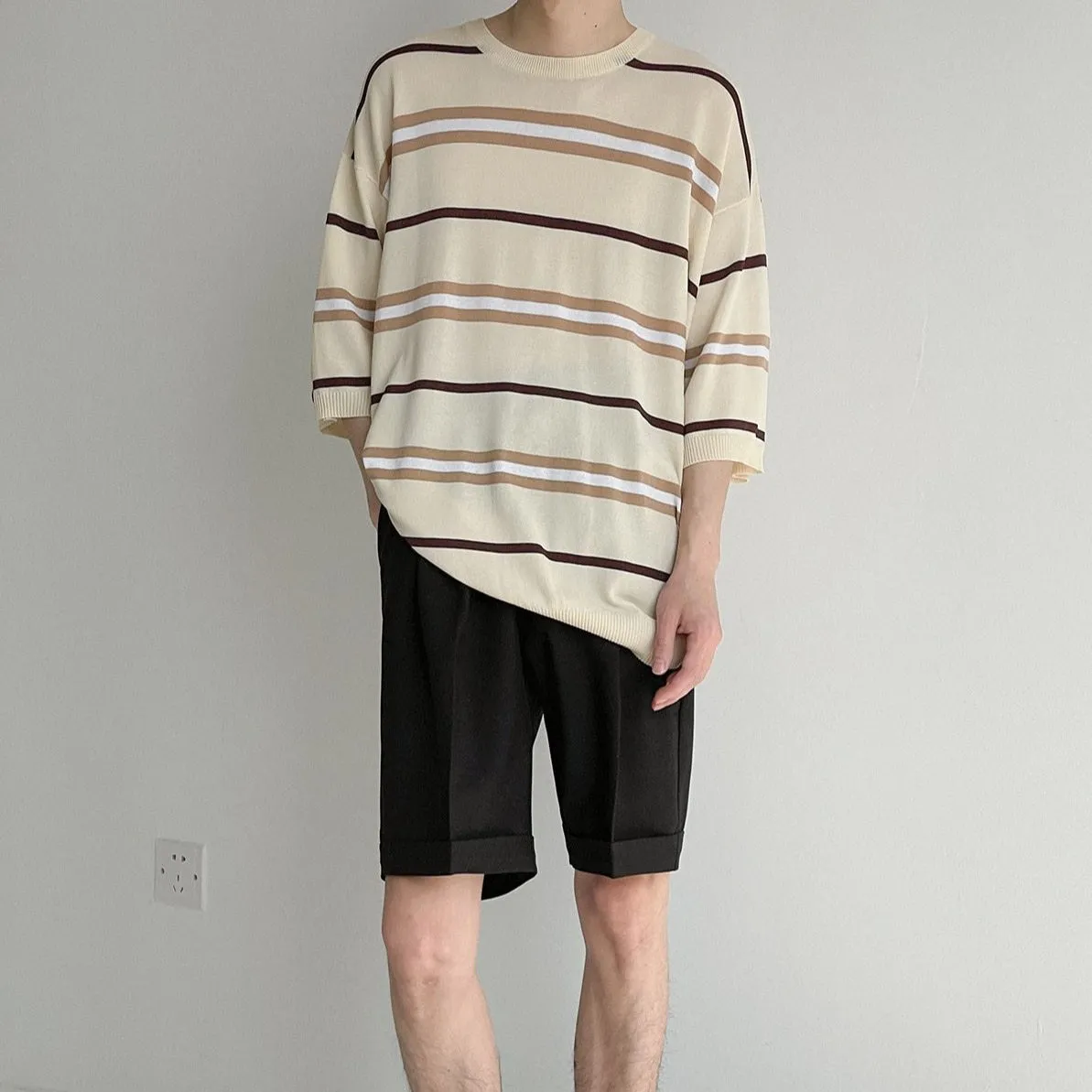 [Korean Style] 2 Colors 7 Cut Oversized Stripe T-shirts