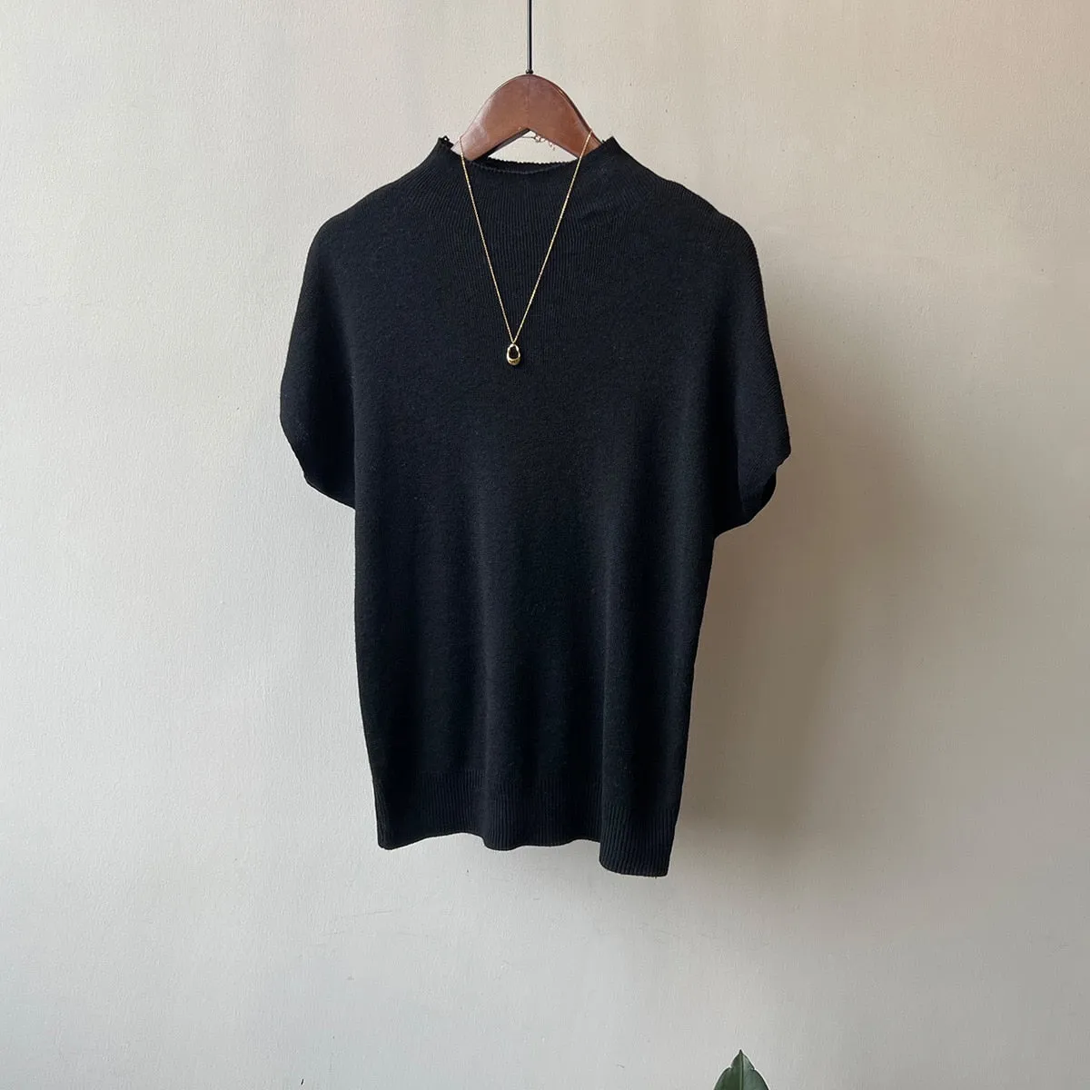 [Korean Style] 5 Color Mock Neck Cap Sleeve Knit Top
