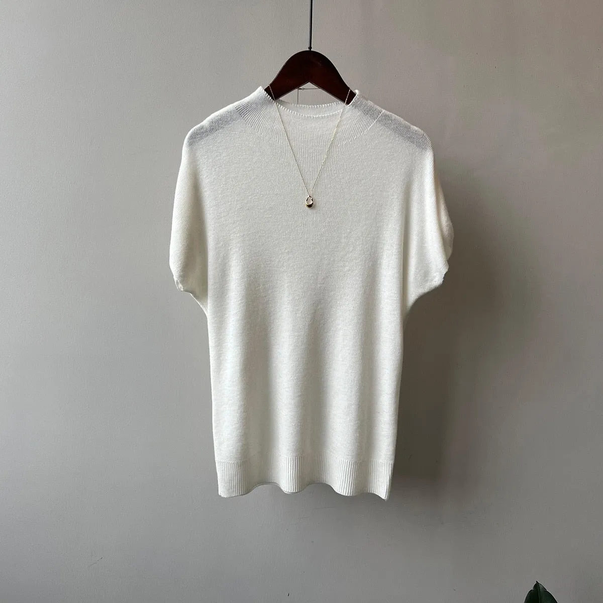 [Korean Style] 5 Color Mock Neck Cap Sleeve Knit Top