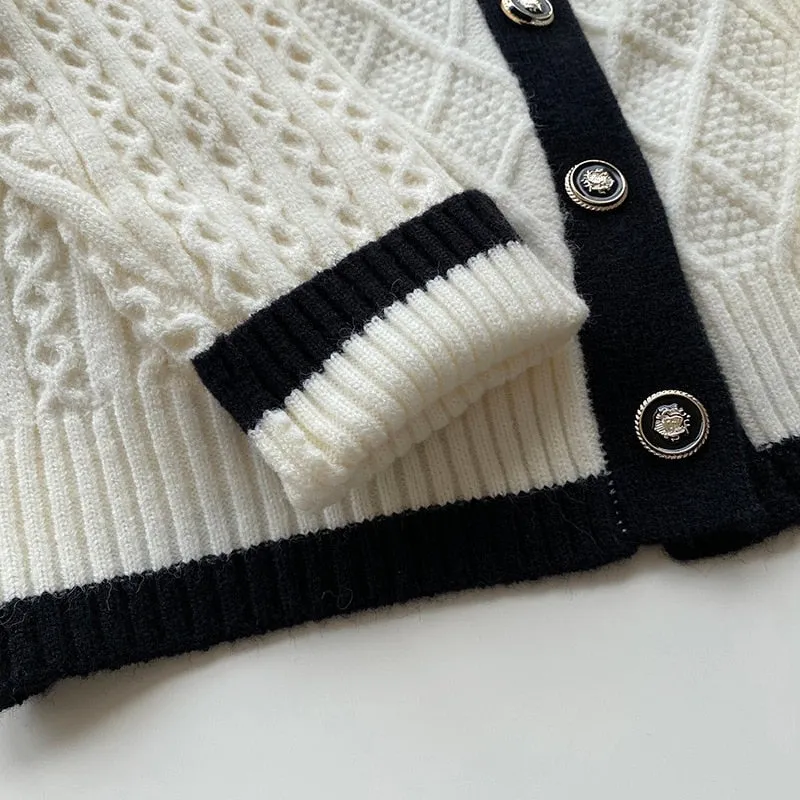 [Korean Style] Contrast Color Cable Knit Chunky Sweater Cardigan