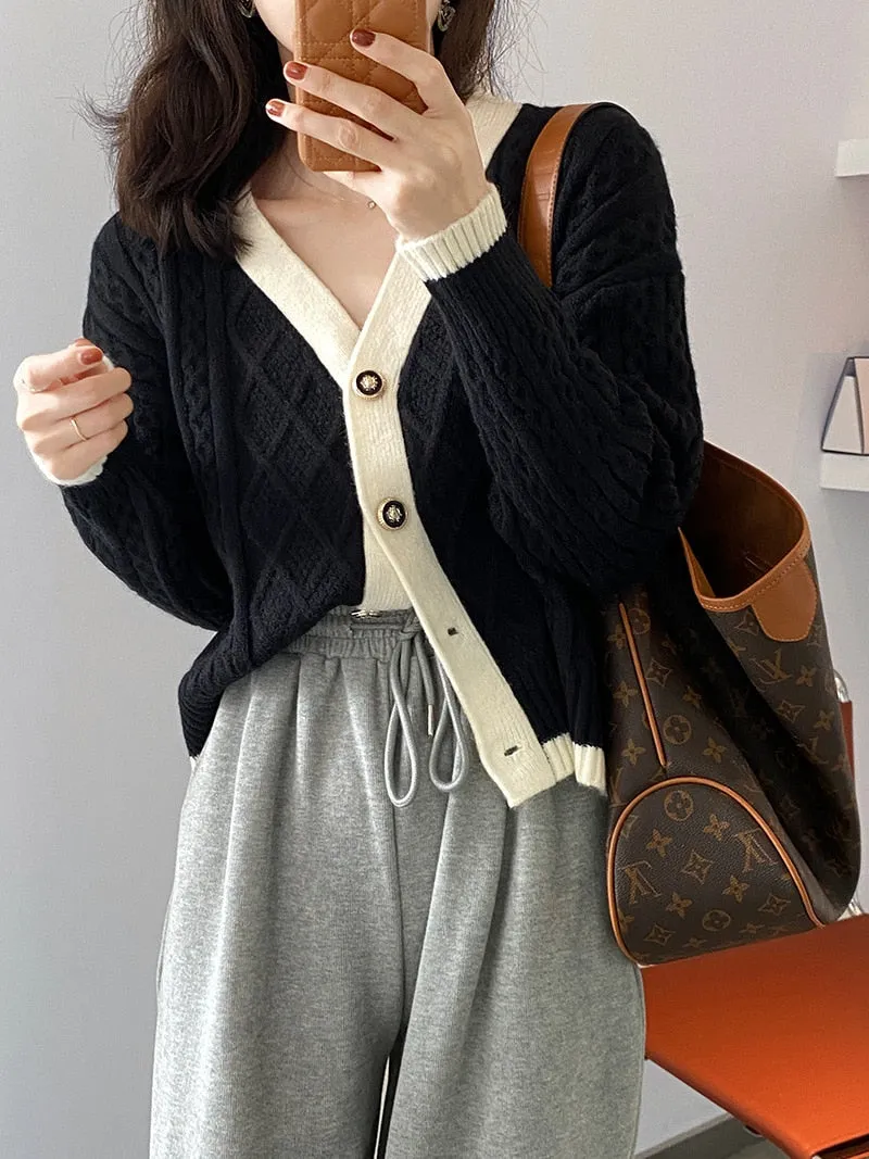 [Korean Style] Contrast Color Cable Knit Chunky Sweater Cardigan