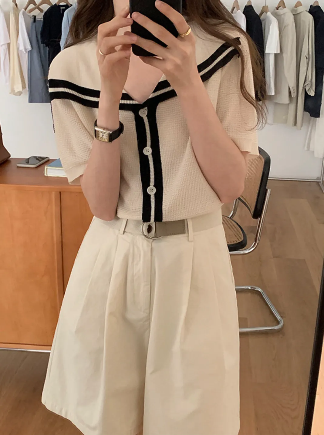 [Korean Style] Contrast Color Navy Collar Short Sleeve Knit Top