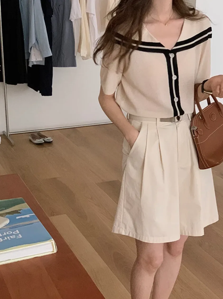 [Korean Style] Contrast Color Navy Collar Short Sleeve Knit Top