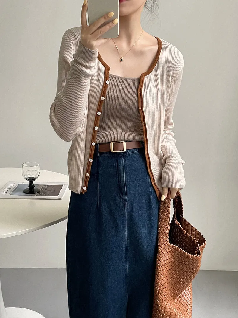 [Korean Style] Contrast Color Round Neck Rib Knit Cardigan