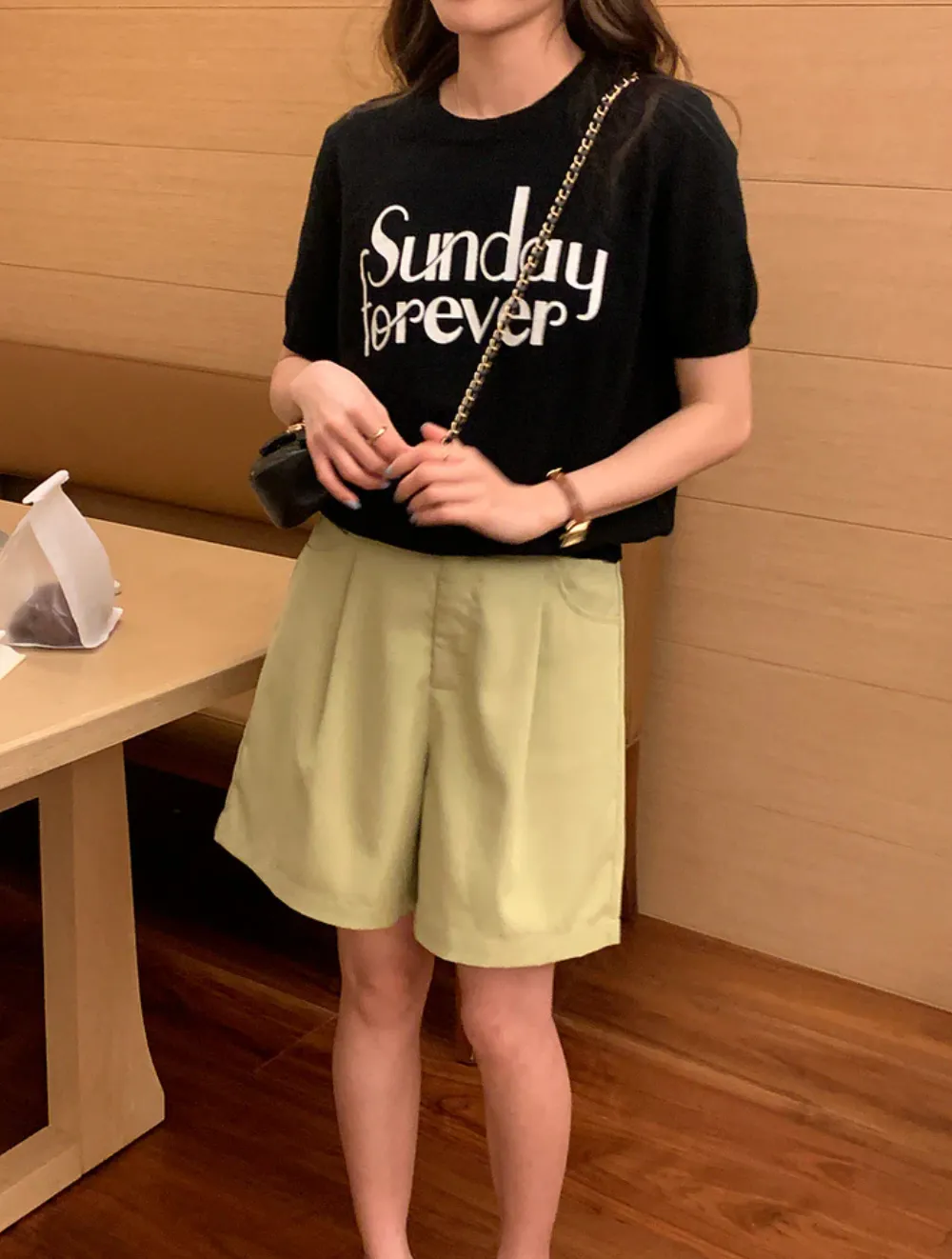 [Korean Style] Graphic Short Sleeve Find Knit Top