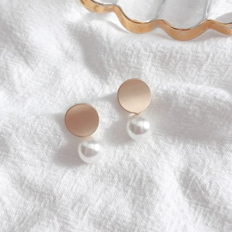 Korean Temperament Elegant Small Metal Metal Round Imitation Pearl Clip Earrings