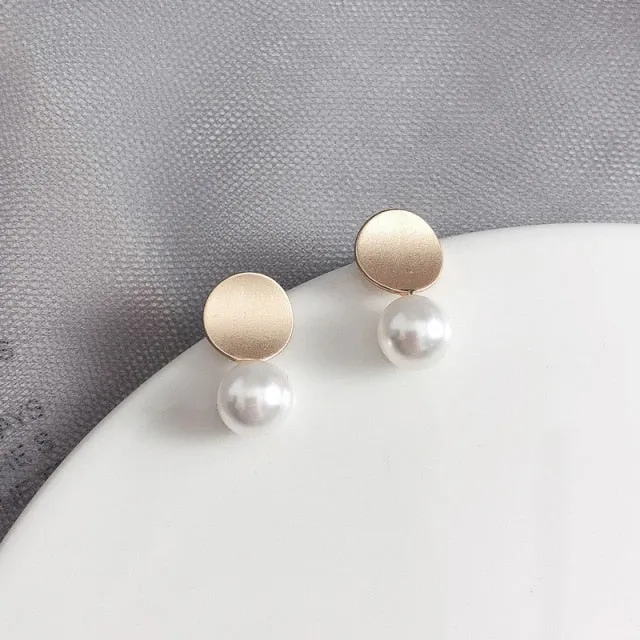 Korean Temperament Elegant Small Metal Metal Round Imitation Pearl Clip Earrings