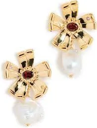 LOTUS PEARL EARRINGS