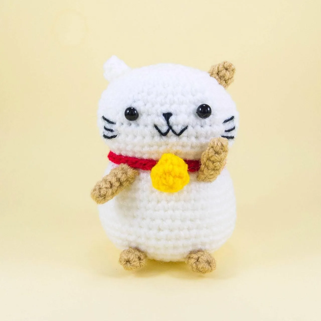 Lucky Cat Crochet Amigurumi