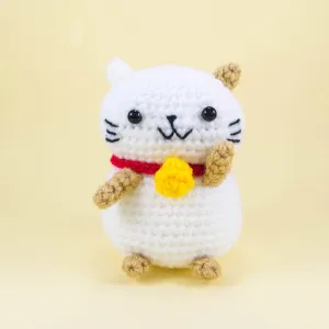 Lucky Cat Crochet Amigurumi