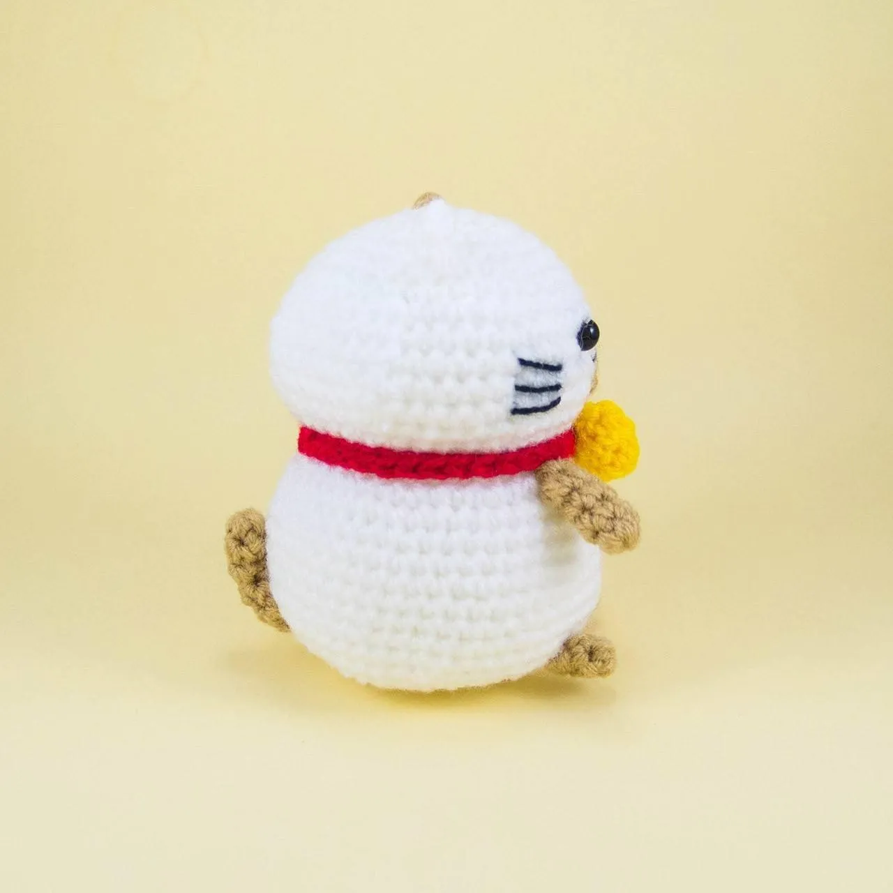 Lucky Cat Crochet Amigurumi