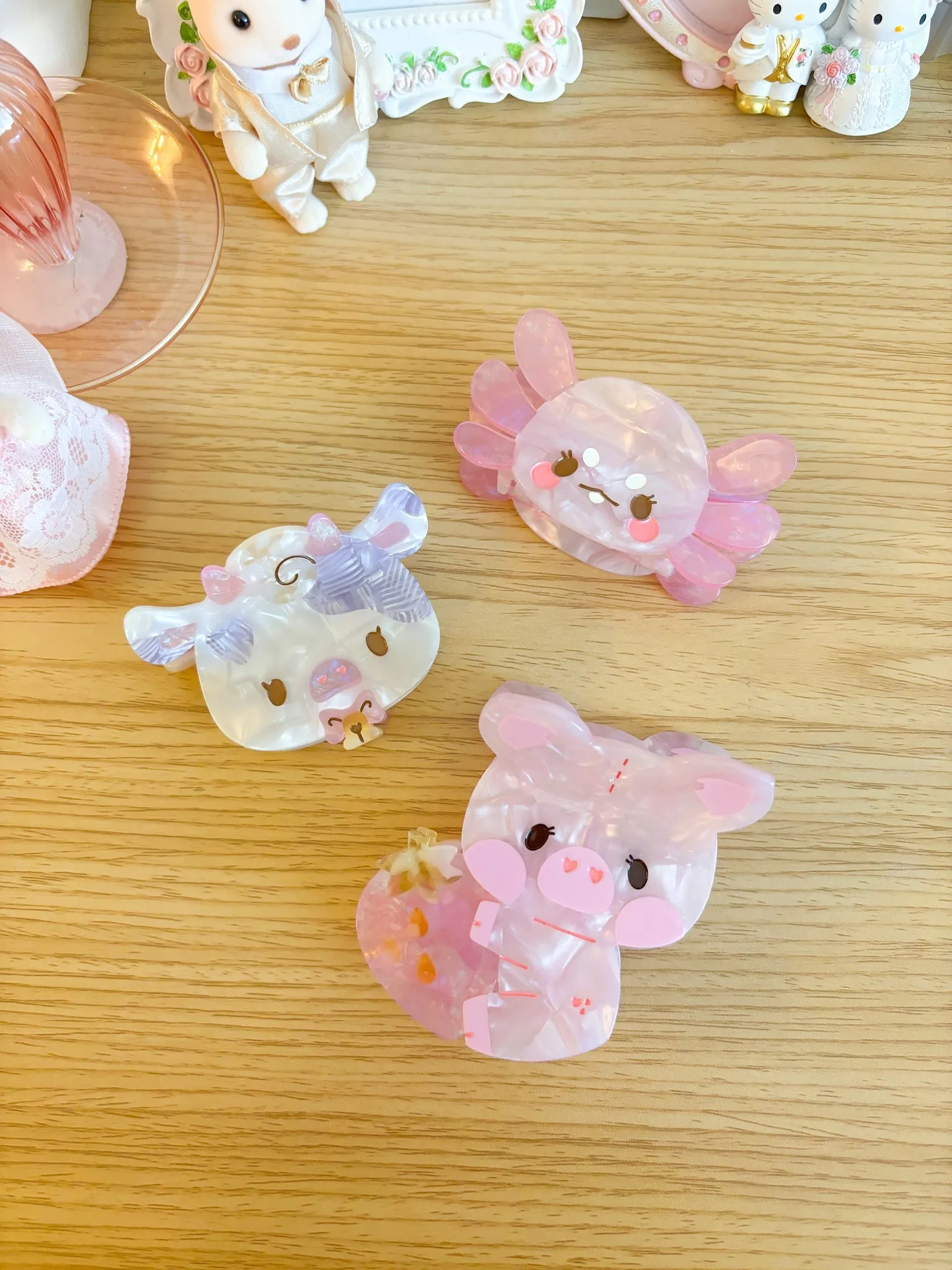 Maxolotl Claw Clip