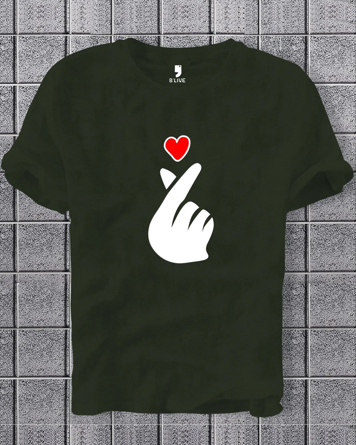 Men Hlaf Sleeve Printed T-shirt / Olive Green