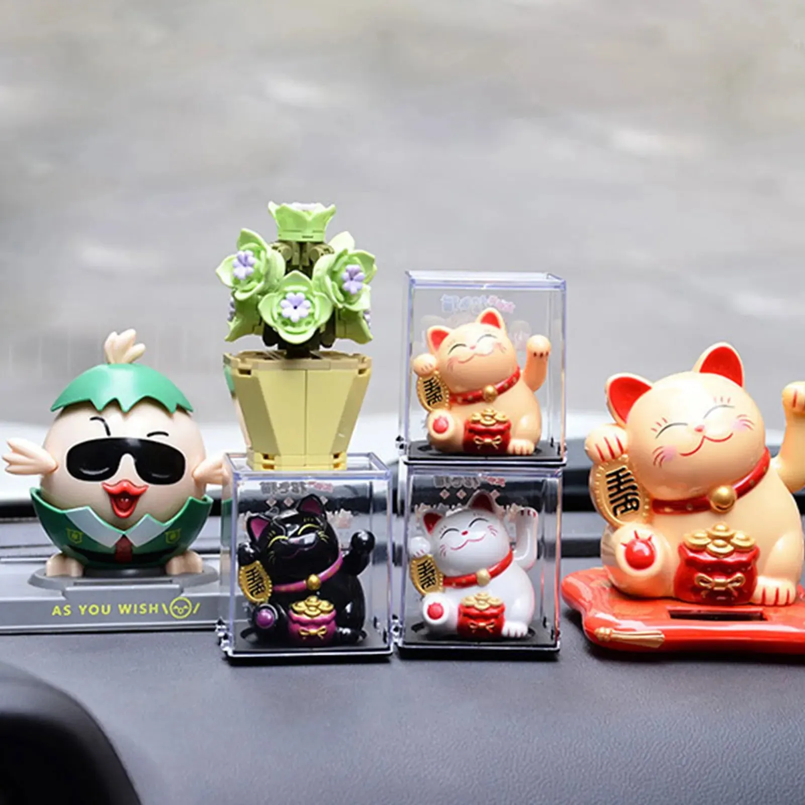 Mini Waving Japanese Lucky Cat