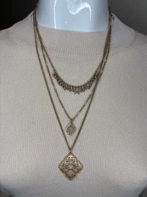 Nevertheless Layered Necklace / Gold