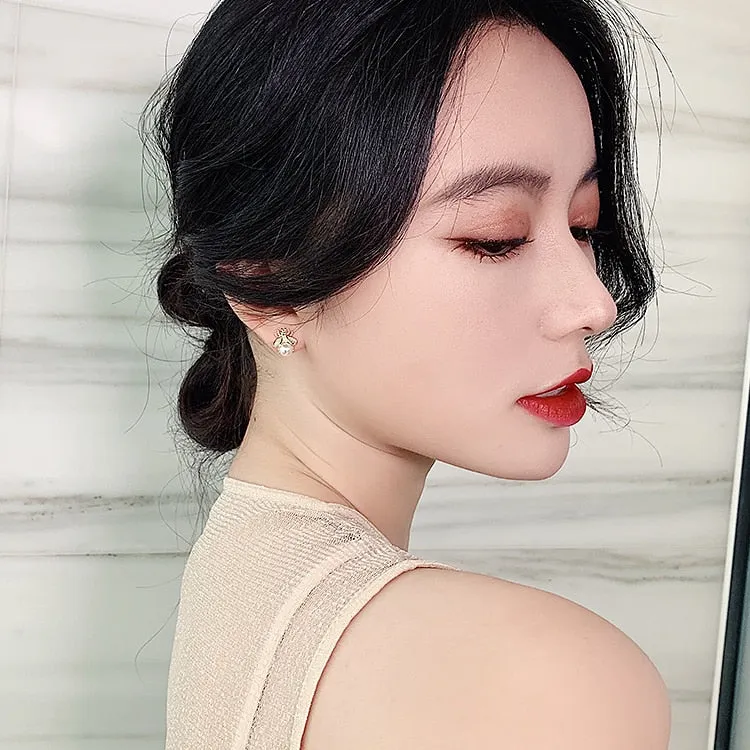 new simple and luxurious Pearl Woman's Earrings