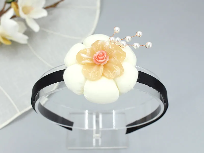 Pretty Pumpkin Pearl Flower Hairband (2 Colors)