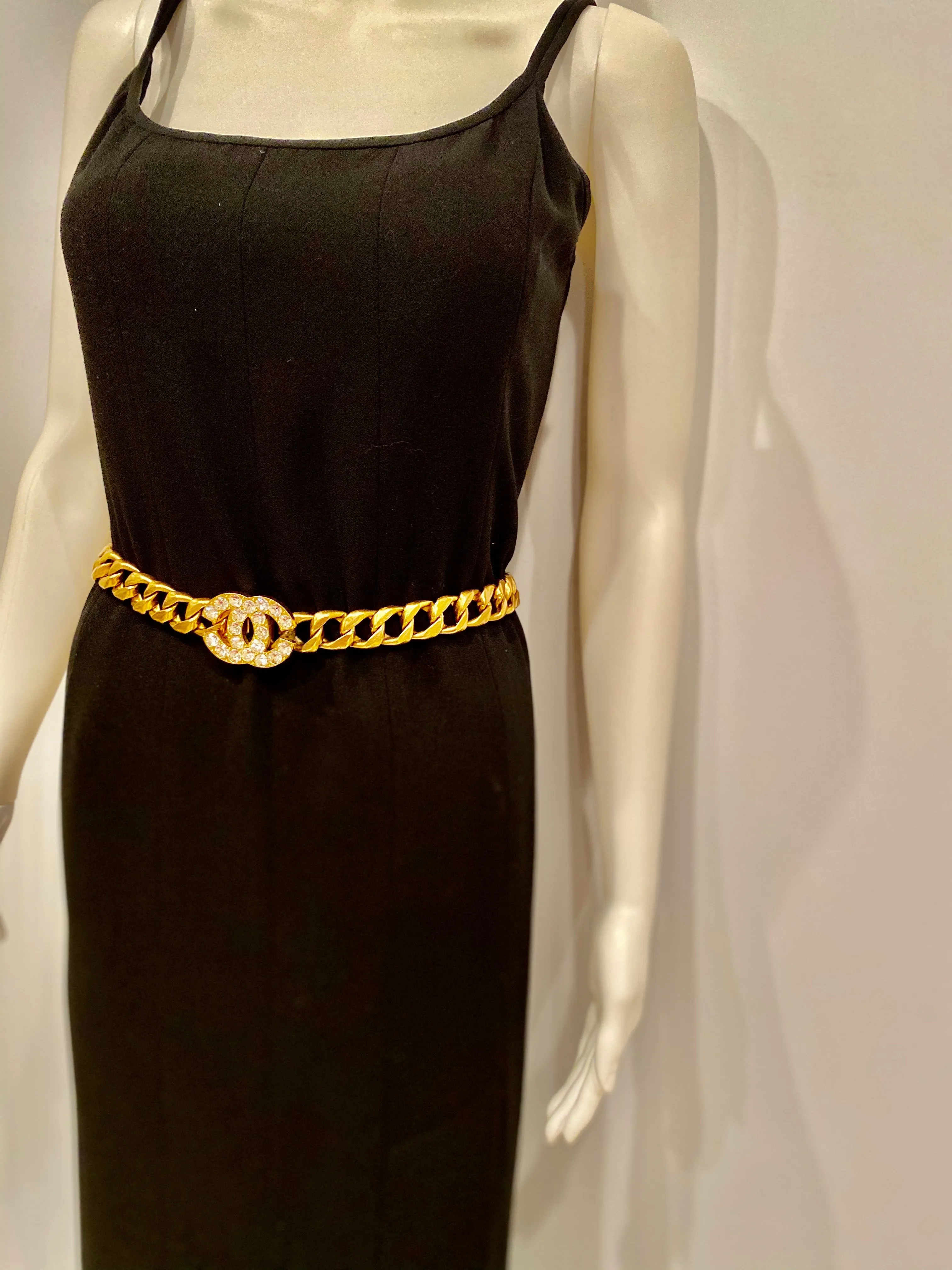 RARE Collectable 95P 1995 Spring Chanel vintage belt gold chain crystal CC